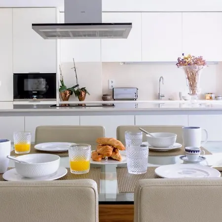 Apartment Plum Guide - Elk Town